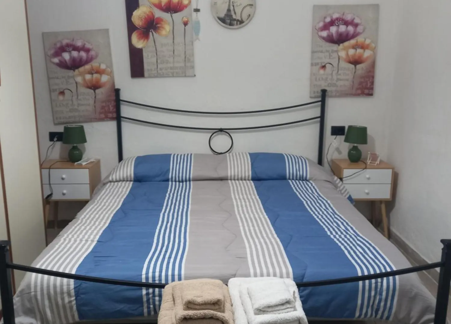 Casa Vacanza Sa Dommu De Teresa Nebida 0*,  İtalya